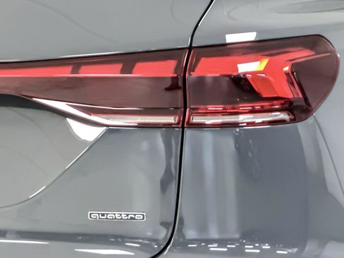 New 2027 Audi Q6 e-tron Premium Plus image 26