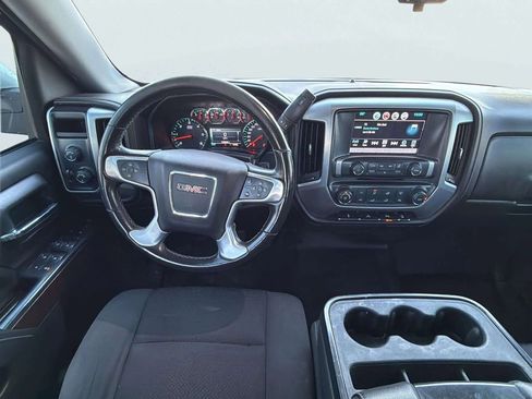Used 2018 GMC Sierra 1500 SLE image 9
