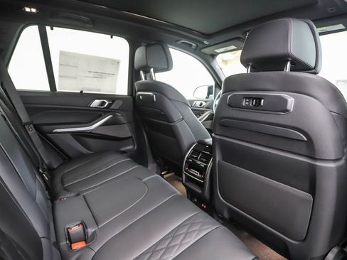 Used 2026 BMW X5 M60i image 27