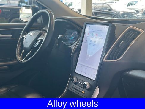 Used 2023 Ford Edge SEL image 26