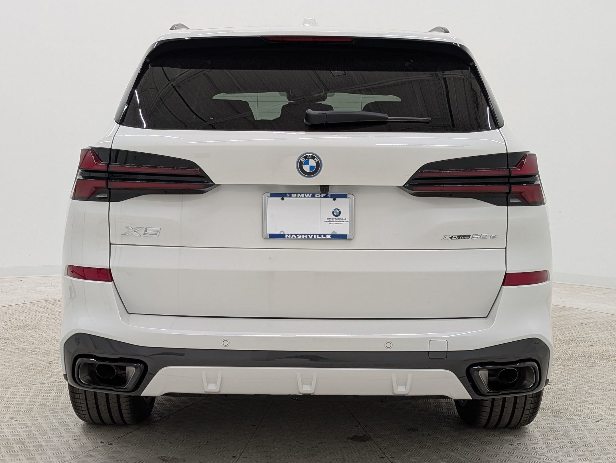 New 2026 BMW X5 xDrive50e w/ M Sport Package AWD/4WD image 10