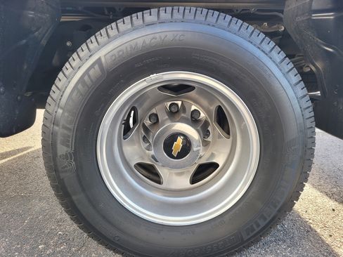 Used 2023 Chevrolet Silverado 3500 High Country AWD/4WD image 7
