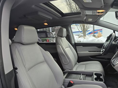Used 2020 Honda Odyssey EX-L image 12