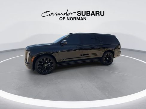 Used 2025 Cadillac Escalade ESV Sport Platinum w/ LPO, ONYX Package AWD/4WD image 5