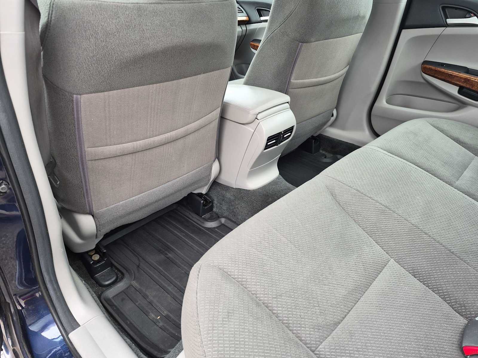 Used 2012 Honda Accord EX image 18