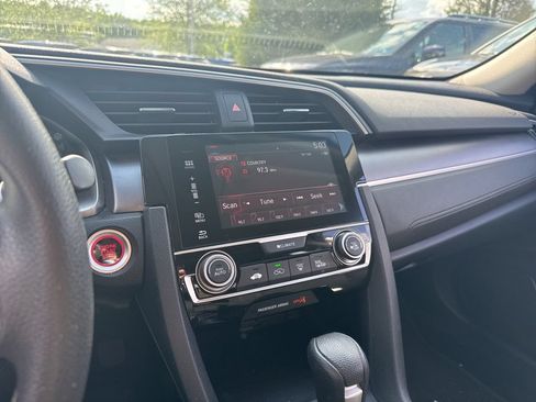 Used 2016 Honda Civic EX image 11
