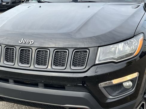 Used 2020 Jeep Compass Trailhawk image 11