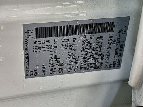 Used 2023 Nissan Rogue S AWD/4WD image 12