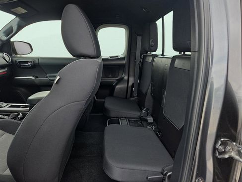 Used 2023 Toyota Tacoma TRD Sport w/ Technology Package RWD image 8
