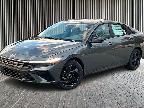 New 2026 Hyundai Elantra Sport image 2