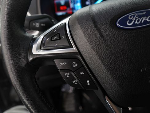 Used 2024 Ford Edge SEL AWD/4WD image 26