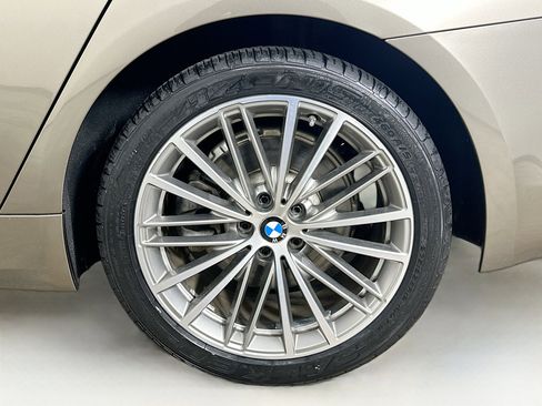 Used 2018 BMW 530i image 11