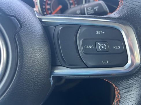 Used 2023 Jeep Gladiator Mojave w/ Cold Weather Group image 28