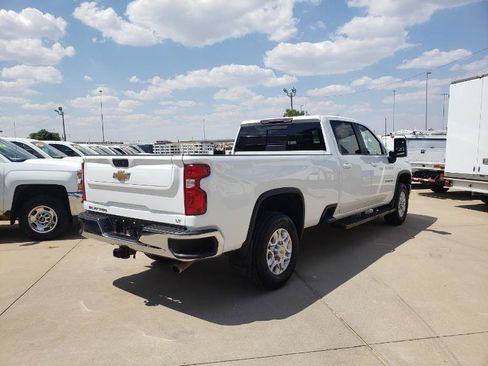 Used 2022 Chevrolet Silverado 2500 LT w/ Convenience Package AWD/4WD image 7