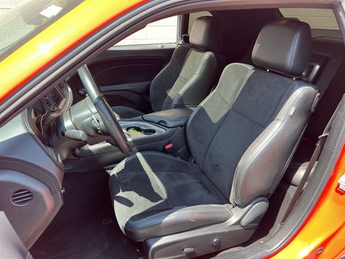 Used 2023 Dodge Challenger R/T w/ Plus Package image 22