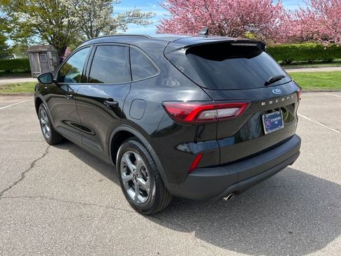 Used 2025 Ford Escape ST-Line Select AWD/4WD image 7
