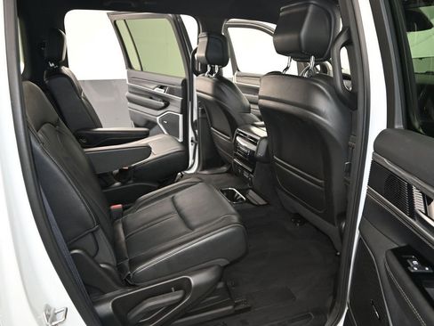 Used 2024 Jeep Wagoneer Series II image 27