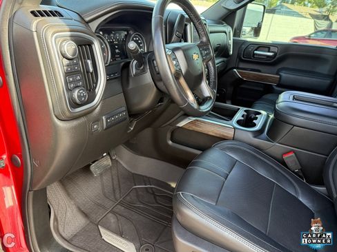 Certified 2022 Chevrolet Silverado 2500 High Country w/ Technology Package image 19
