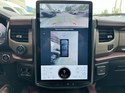 Used 2023 Ford Expedition Max Limited image 20