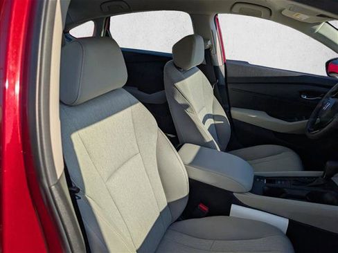 Used 2024 Honda Accord LX image 17