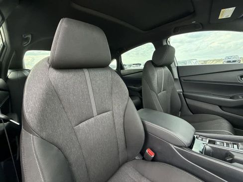 Used 2024 Honda Accord Sport image 27