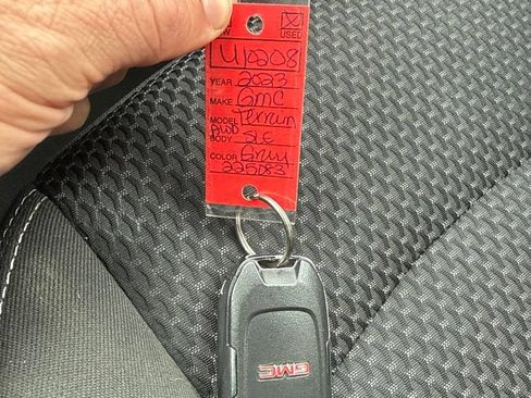Used 2023 GMC Terrain SLE w/ Driver Convenience Package AWD/4WD image 15