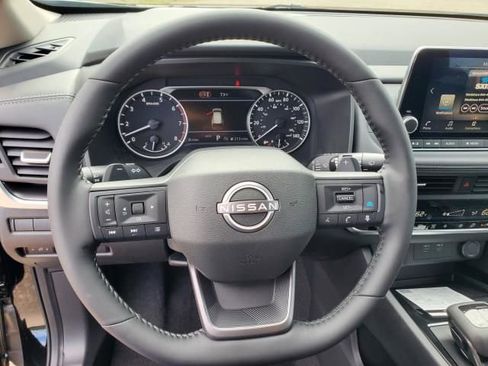 New 2026 Nissan Rogue SV image 18