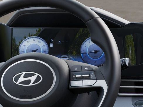 New 2026 Hyundai Elantra Limited image 22