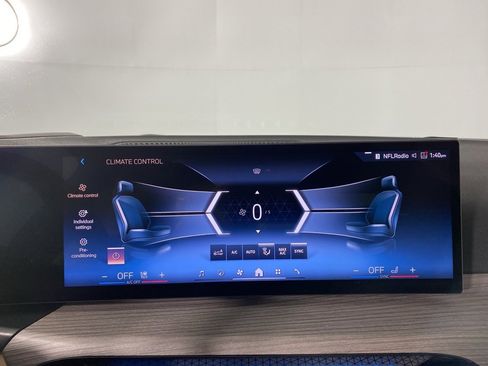 Used 2025 BMW 430i xDrive Coupe w/ Premium Package image 12