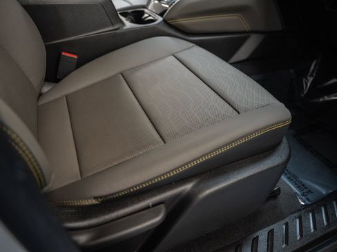 Used 2026 Chevrolet Colorado ZR2 image 43