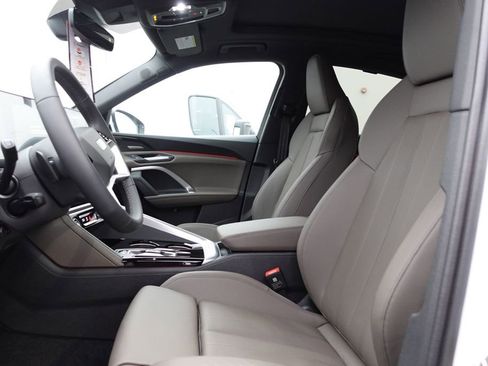New 2025 Audi Q5 Prestige image 13