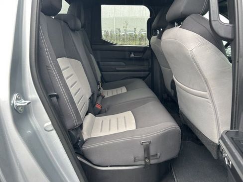 Used 2024 Toyota Tacoma TRD Off-Road AWD/4WD image 15