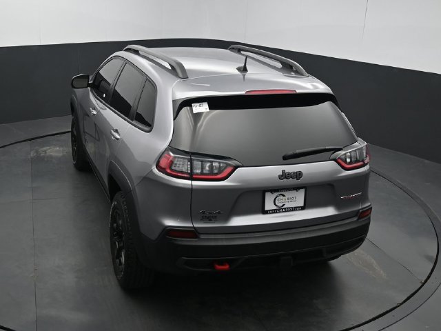 Used 2021 Jeep Cherokee Trailhawk w/ Trailer Tow Group AWD/4WD image 49