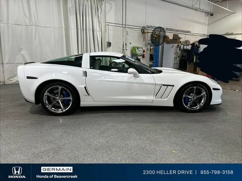 Used 2011 Chevrolet Corvette Grand Sport w/ Preferred Equipment Group RWD image 9