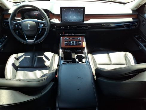 Used 2023 Lincoln Aviator Reserve w/ Equipment Group 201A AWD/4WD image 11