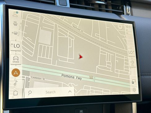 Certified 2025 Land Rover Discovery Sport Dynamic SE image 22