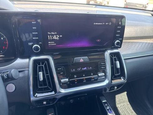 Used 2022 Kia Sorento SX FWD image 15