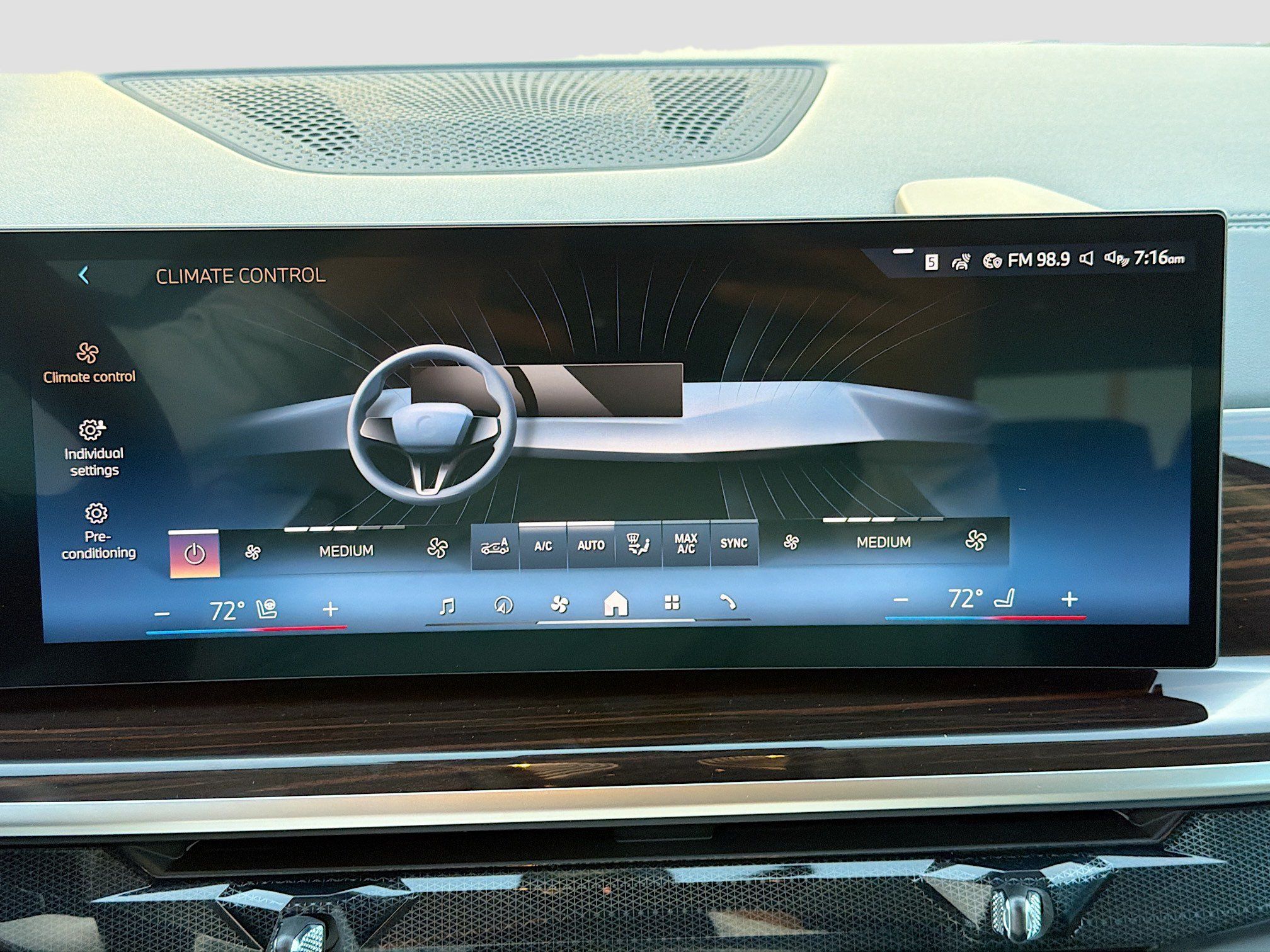 New 2027 BMW X7 xDrive40i AWD/4WD image 36