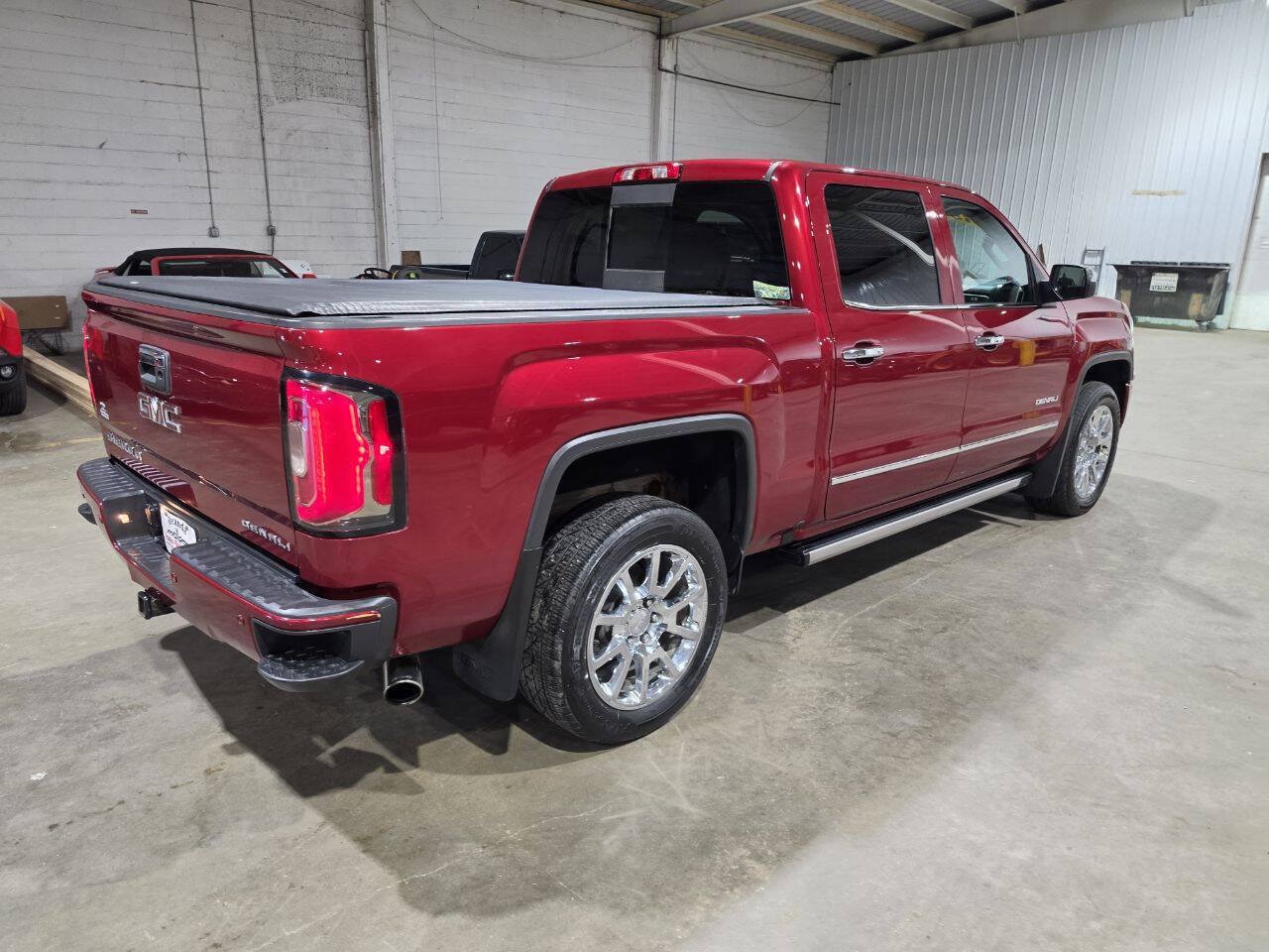 Used 2018 GMC Sierra 1500 Denali AWD/4WD image 13