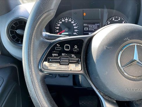 Used 2021 Mercedes-Benz Sprinter 2500 w/ Driver Convenience Package image 10