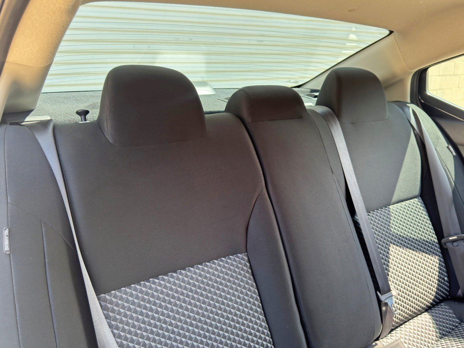Used 2021 Nissan Versa S FWD image 32