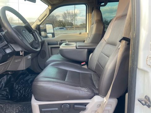 Used 2008 Ford F550 2WD Crew Cab Super Duty image 18