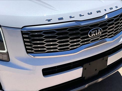 Used 2020 Kia Telluride S AWD/4WD image 29