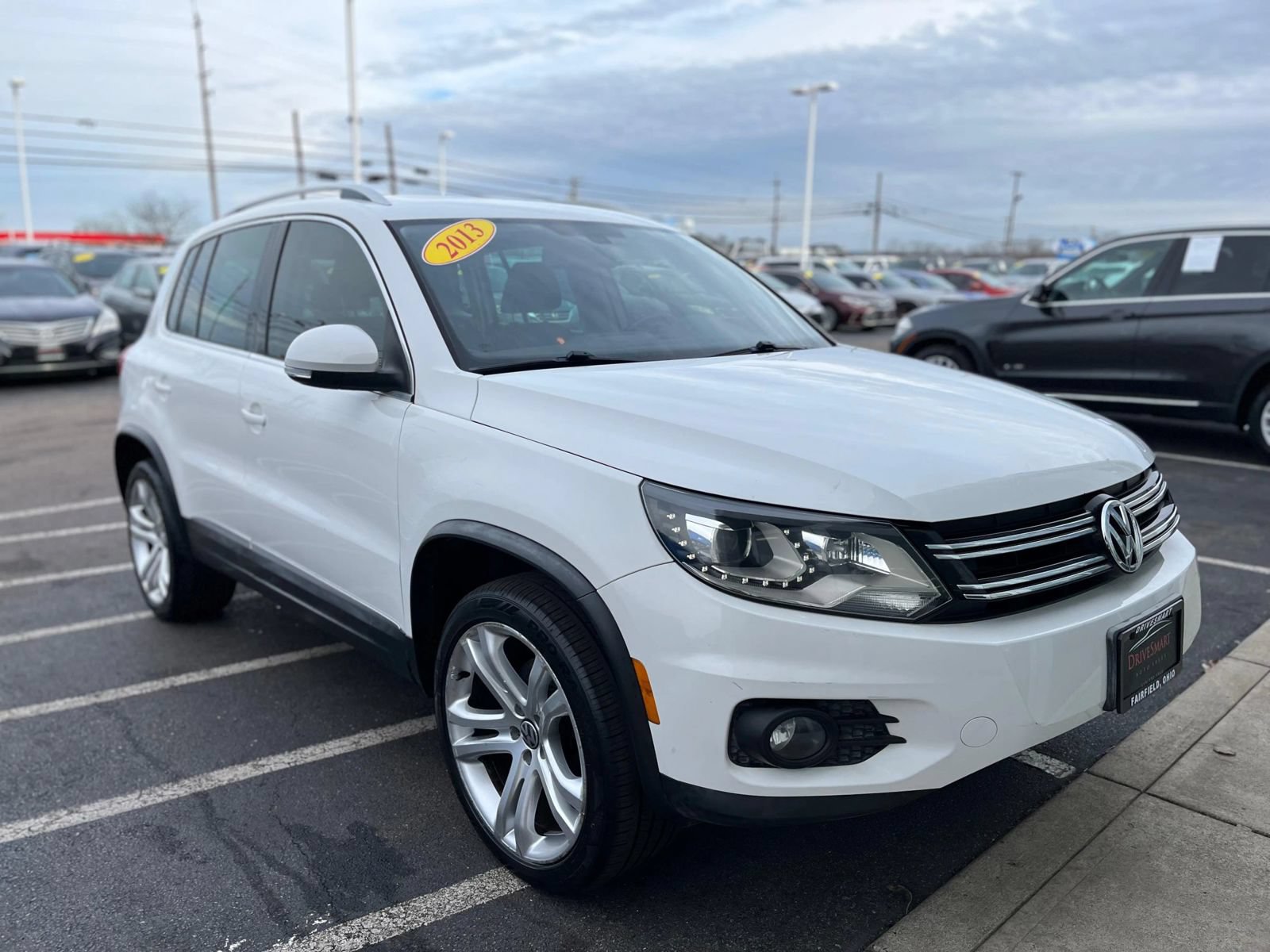 Used 2013 Volkswagen Tiguan SEL FWD image 10