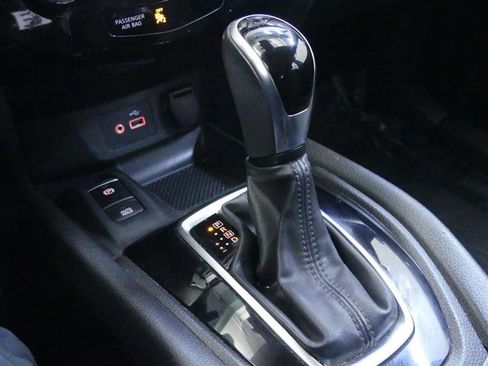 Used 2019 Nissan Rogue Sport SV w/ Technology Package image 15