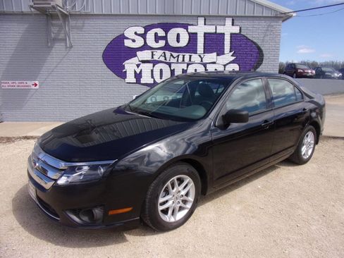 Used 2012 Ford Fusion S image 1