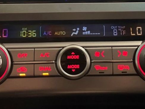 Used 2016 Subaru Legacy 2.5i Premium w/ Popular Package #3 AWD/4WD image 18