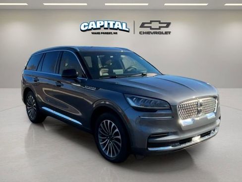 Used 2023 Lincoln Aviator Reserve w/ Equipment Group 201A image 7