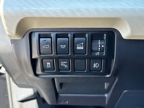 Used 2021 Subaru Ascent Premium w/ Sport Package image 20