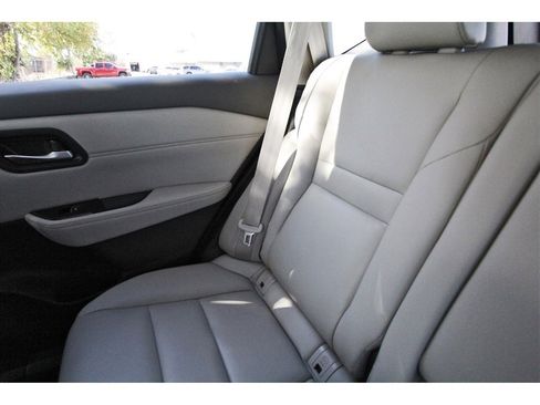 Used 2023 Nissan Rogue SL image 11